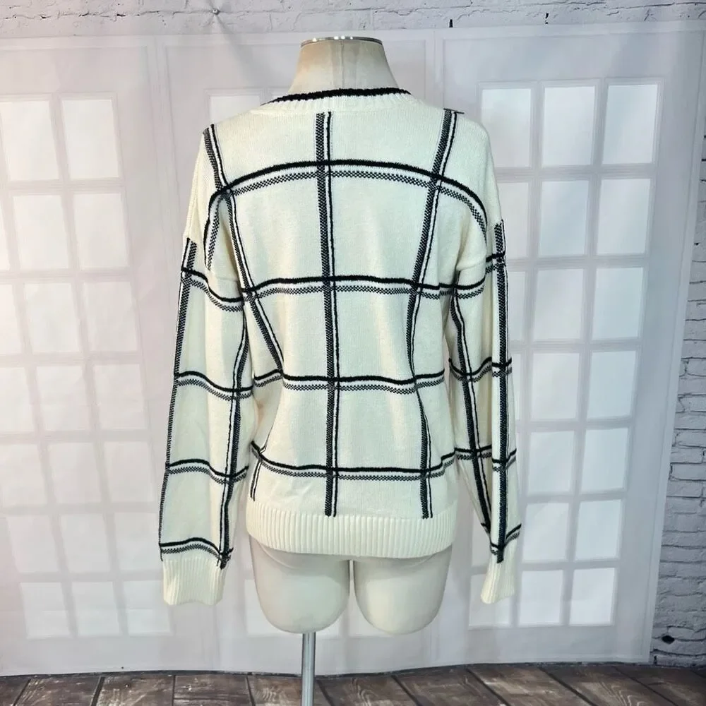 Moth Anthropologie Black White Windowpane Plaid V-Neck Sweater Size Medium